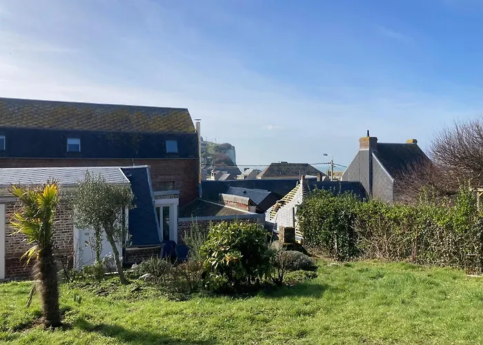 Casa vacanze Bleu Cottage, Escapade Proche à *